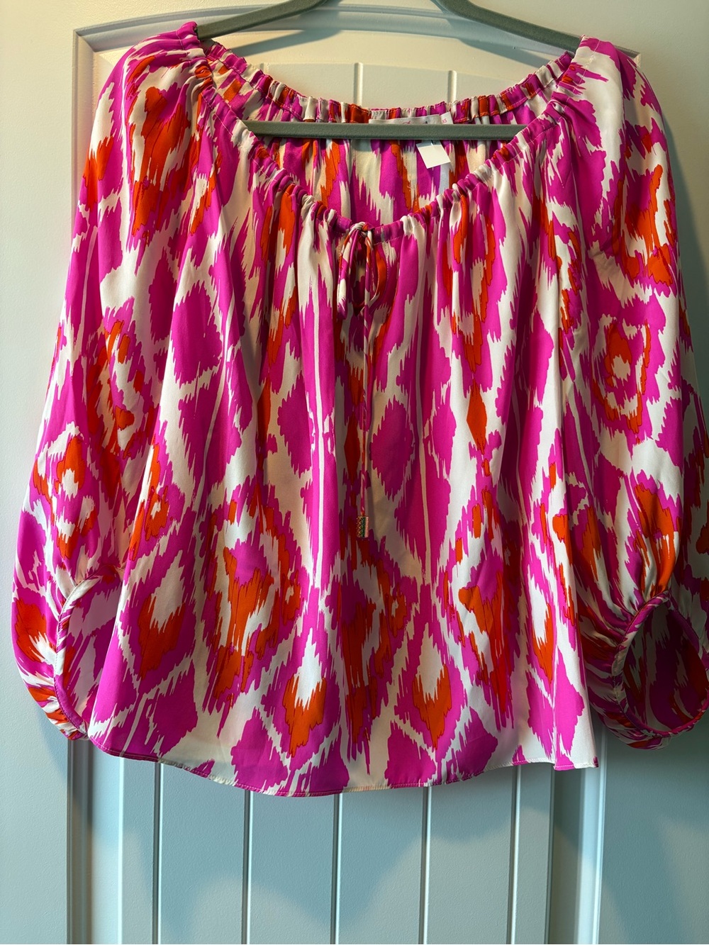 Alice & Trixie XS Women’s Off-Shoulder Silk Blouse in Fuchsia and Orange
